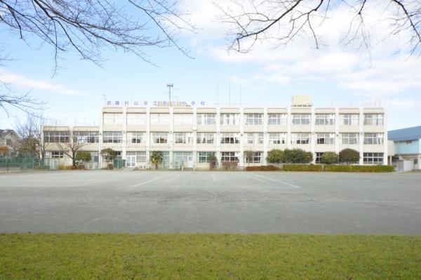 武蔵村山市神明４丁目の中古一戸建て(武蔵村山市立第三中学校)