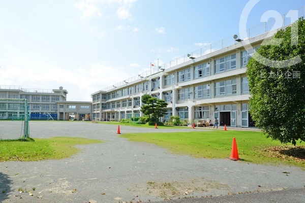 武蔵村山市三ツ木５丁目の土地(武蔵村山市立第二小学校)