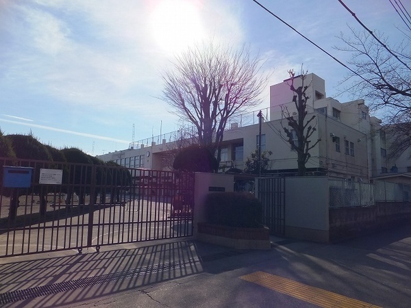 立川市砂川町６丁目の中古一戸建て(立川市立立川第六中学校)