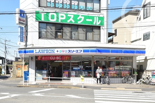 タカギ青梅橋マンション(ローソン・スリーエフ東大和市駅前店)
