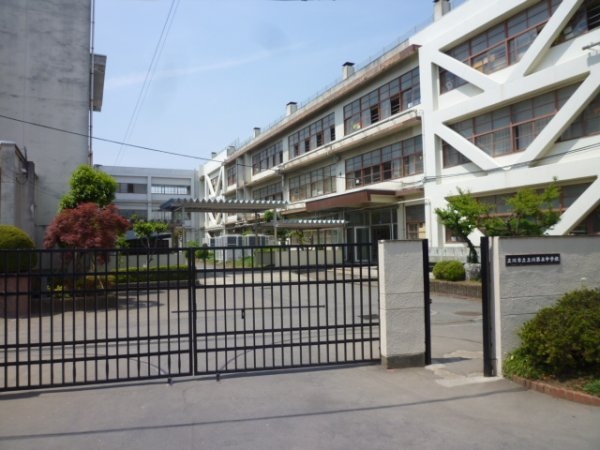 立川市砂川町8丁目の土地(立川市立第五中学校)