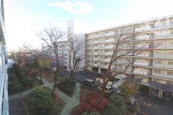 東大和グリーンタウン２号棟