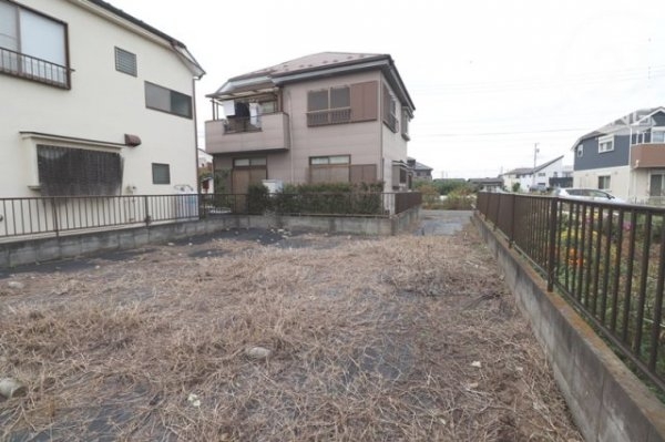 西多摩郡瑞穂町長岡４丁目の土地