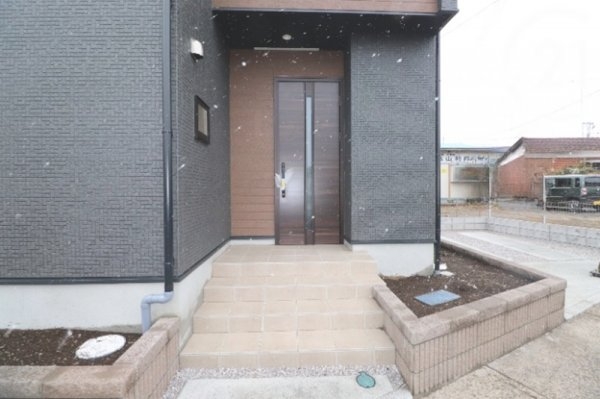 グラファーレ　あきる野市伊奈　新築　全2棟　2号棟