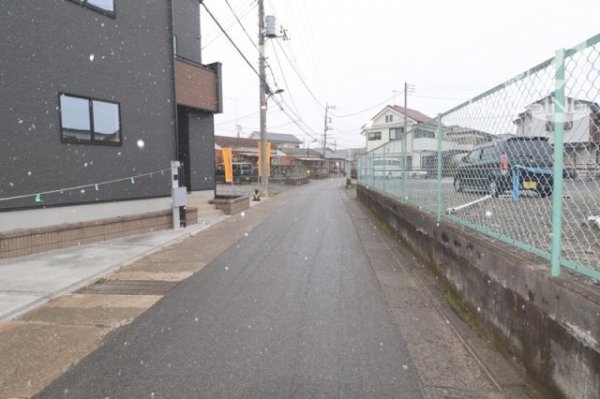 グラファーレ　あきる野市伊奈　新築　全2棟　2号棟