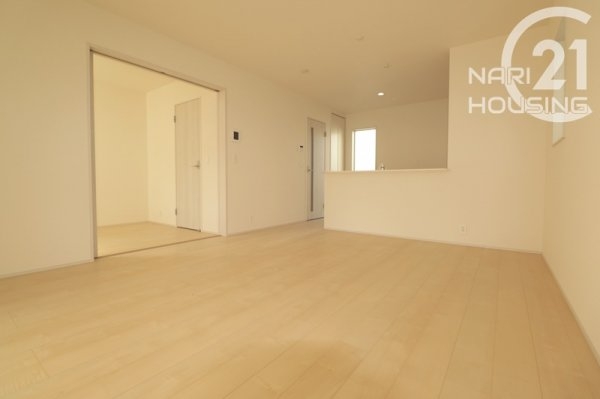 リーブルガーデン　昭島市郷地町3丁目　新築　全3棟　2号棟