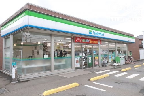 武蔵村山市三ツ木５丁目の中古一戸建て(ファミリーマート　武蔵村山三ツ木五丁目店)
