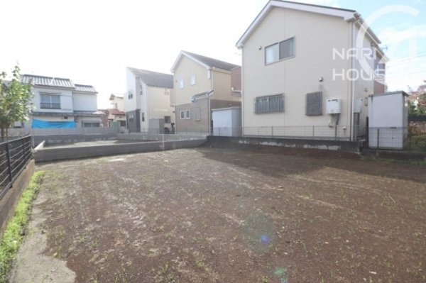 武蔵村山市学園３丁目の土地