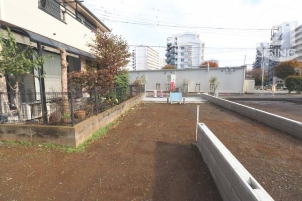 武蔵村山市学園３丁目の土地