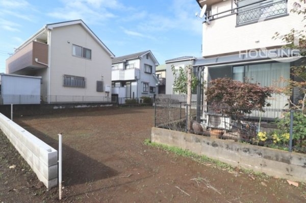 武蔵村山市学園３丁目の土地