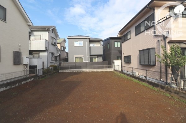 武蔵村山市学園３丁目の土地