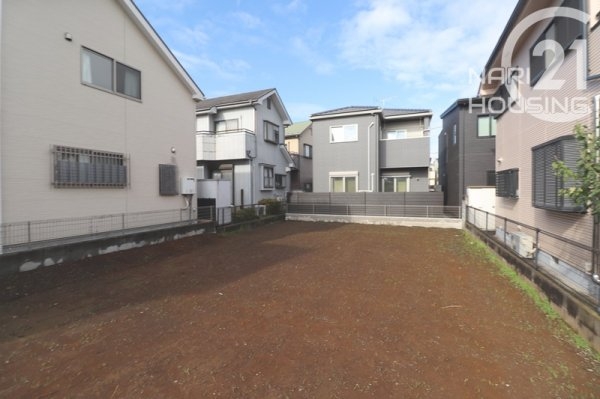 武蔵村山市学園３丁目の土地