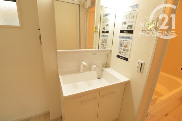 羽村市羽加美1丁目　新築　全1棟