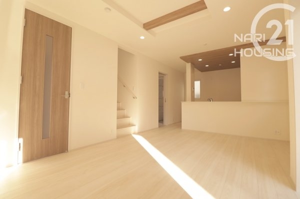 ブルーミングガーデン　昭島市宮沢町2丁目新築　全2棟　1号棟