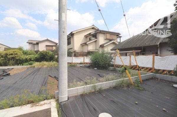 あきる野市野辺の土地(前面道路含む現地写真)
