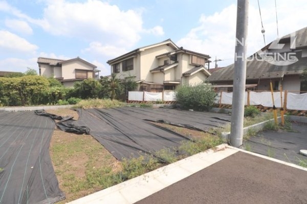 あきる野市野辺の土地(前面道路含む現地写真)