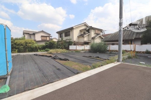 あきる野市野辺の土地(前面道路含む現地写真)