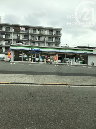バームハイツ羽村(ファミリーマート羽村市役所通店)