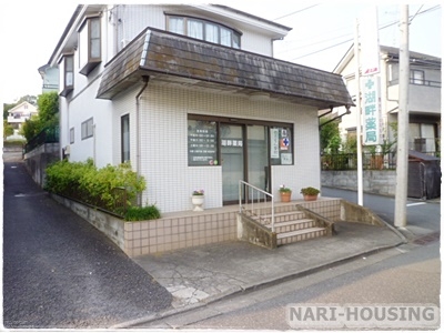 東大和市湖畔3丁目の中古一戸建て(湖畔薬局)