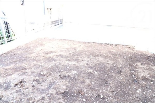 青梅市新町7丁目 新築 全3棟 2号棟(庭)