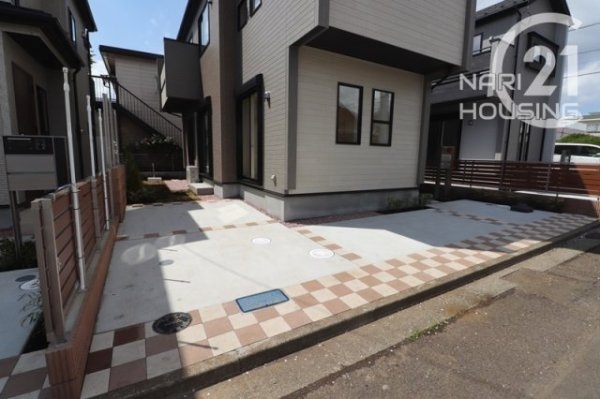 ブルーミングガーデン　武蔵村山市学園4丁目新築　全3棟2号棟