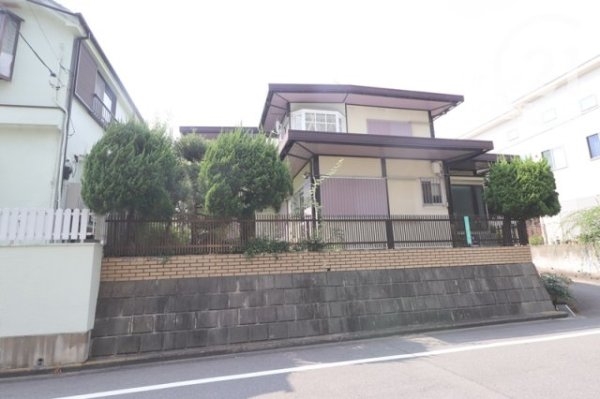 あきる野市小川東１丁目の中古一戸建て