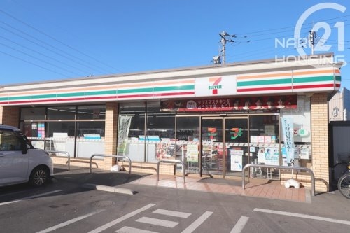 エステート立川一番町２６号棟(セブンーイレブン　立川松中団地北店)