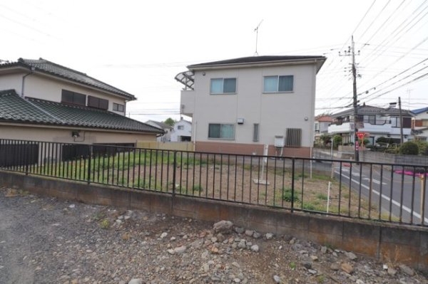 武蔵村山市三ツ藤３丁目の土地