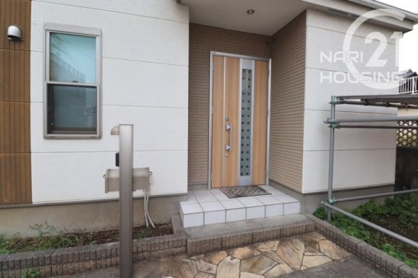 西多摩郡瑞穂町大字箱根ケ崎の中古一戸建て(玄関)