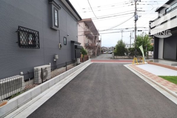 ブルーミングガーデン　羽村市羽中2丁目新築　全10棟8号棟