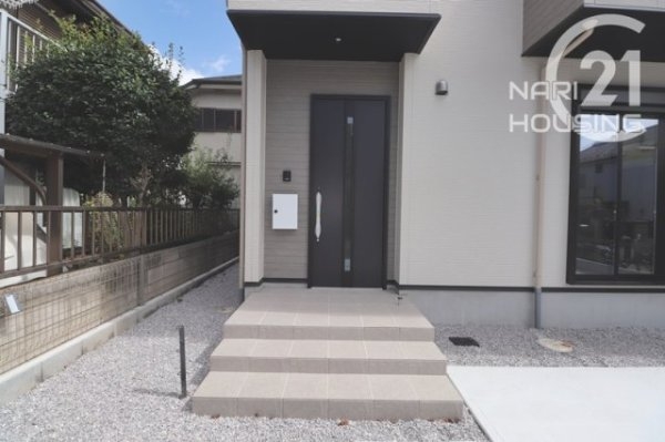 立川市西砂町2丁目 新築 全1棟(玄関)