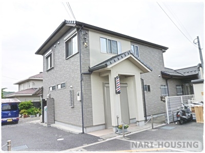 昭島市拝島町4丁目の中古一戸建て(理容室 メインスタジオ)