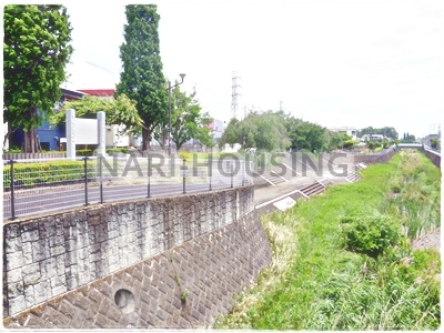 武蔵村山市中原2丁目の土地(富士見親水広場)
