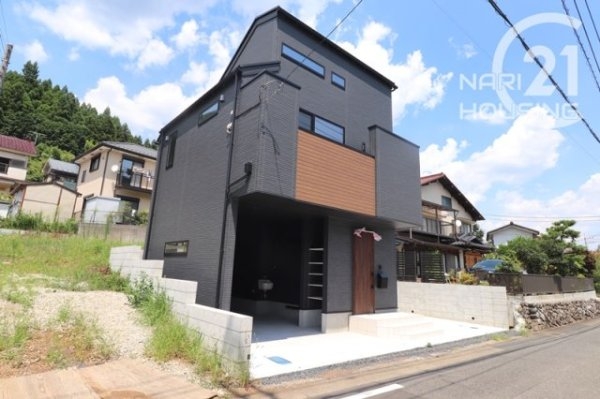 あきる野市小中野　新築　全1棟