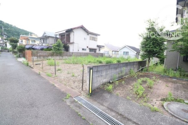あきる野市牛沼の土地(前面道路含む現地写真)
