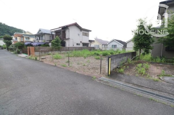 あきる野市牛沼の土地(前面道路含む現地写真)