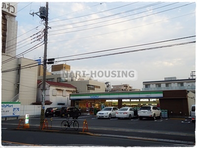 リーベスト立川錦町2(ファミリーマート立川南通り店)