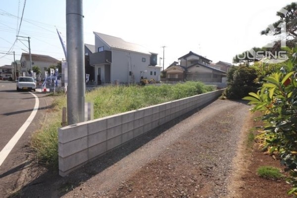 西多摩郡瑞穂町大字二本木の土地
