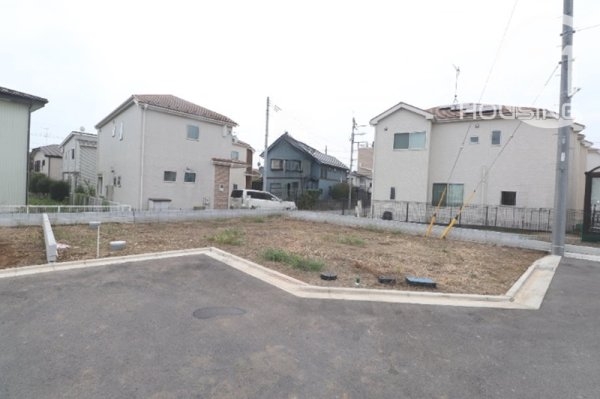 武蔵村山市三ツ藤１丁目の土地