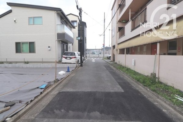 昭島市松原町5丁目の土地(前面道路含む現地写真)