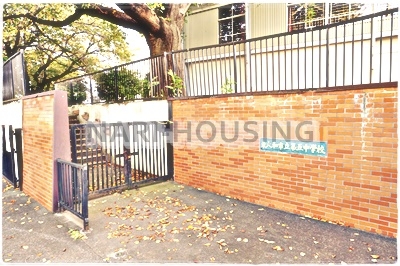 東大和市芋窪１丁目の中古一戸建て(東大和市立第五中学校)