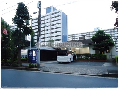 昭島つつじが丘ハイツ北１７号棟(つつじが丘診療所)