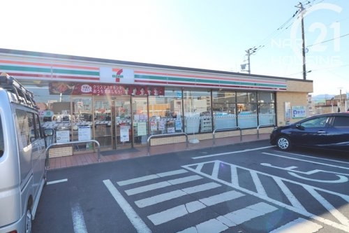 あきる野市雨間の中古一戸建て(セブンイレブン　秋川駅東店)