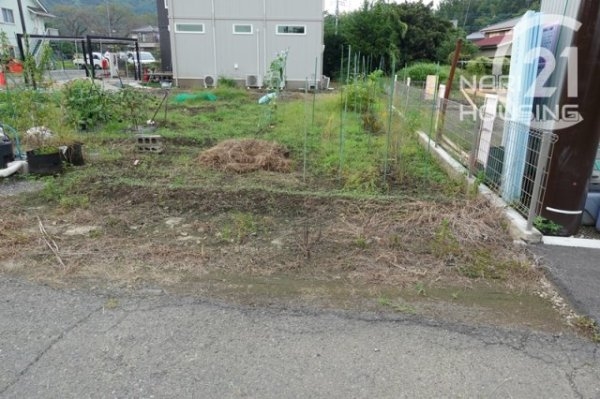 羽村市羽加美４丁目の土地