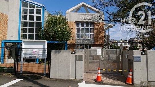 羽村市神明台１丁目の中古一戸建て(加美平保育園)