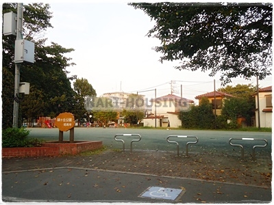 昭島市緑町１丁目の土地(緑ヶ丘公園)