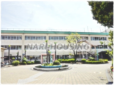 西武拝島ハイツ４号棟(昭島市立拝島第二小学校)