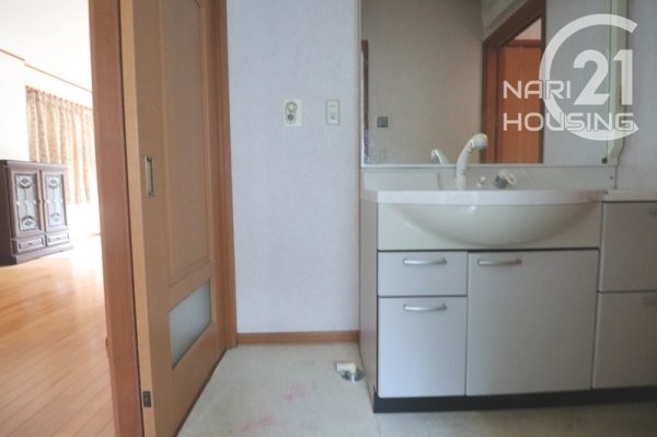 あきる野市小中野の中古一戸建て