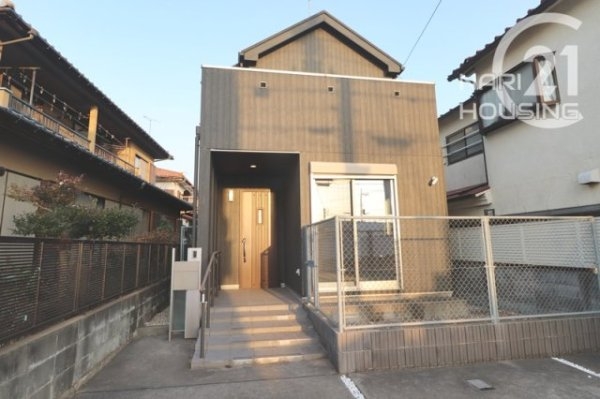 東大和市中央4丁目　中古戸建