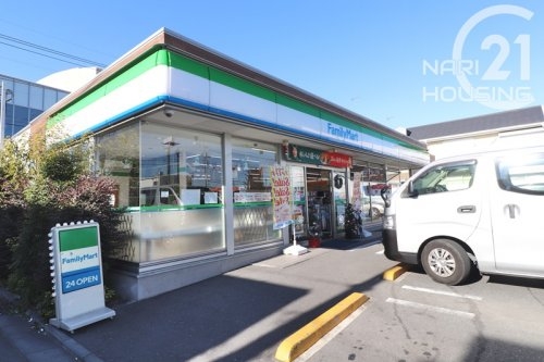 あきる野市秋川３丁目の中古一戸建て(ファミリーマート　あきる野滝山街道店)